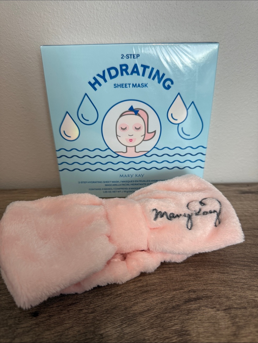 Mary Kay Hydrating Sheet Mask with Plush Pink Headband